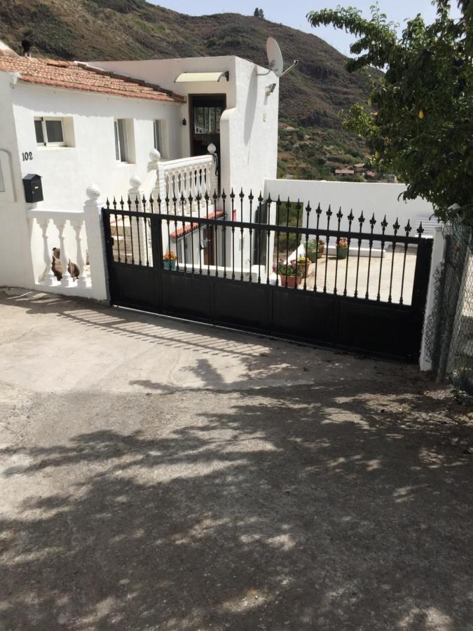 Апартаменты Casa Azul Mountain Retreat Вега де Сан Матео Экстерьер фото